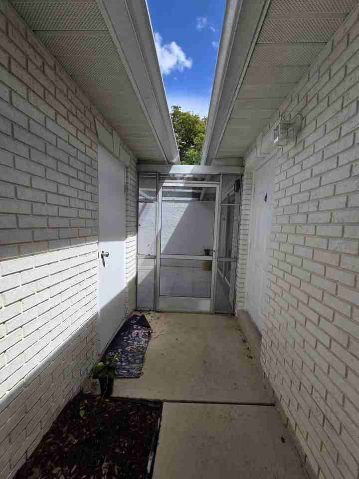 10100 S 43rd Trl S S unit: 304 - Photo 3 of 15