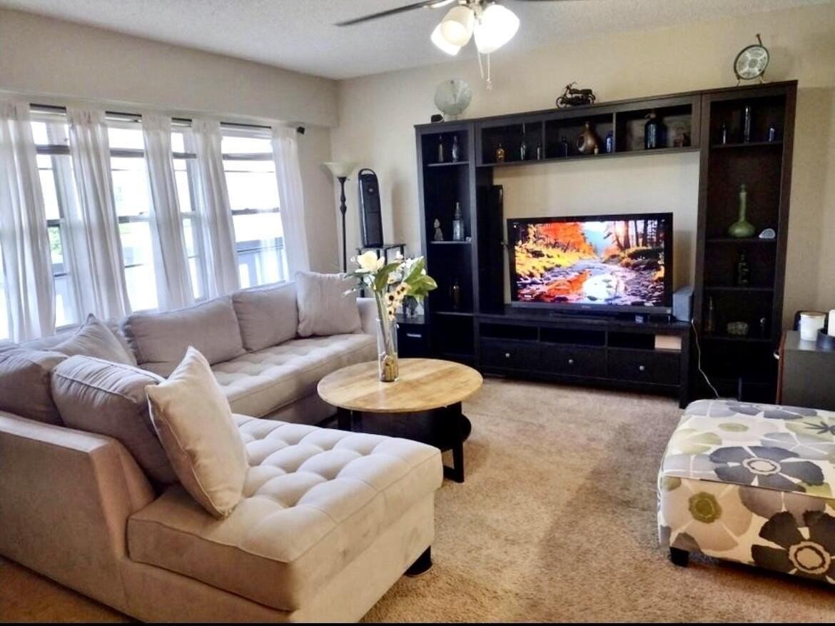 209 Suffolk E Unit 209 - Photo 7 of 21