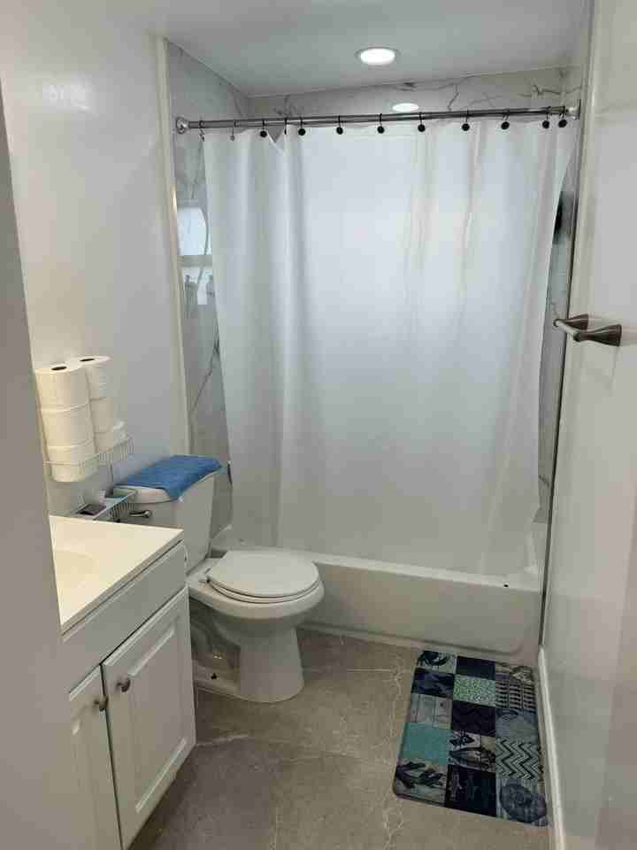 9409 Nw 81st Mnr - Photo 6 of 10