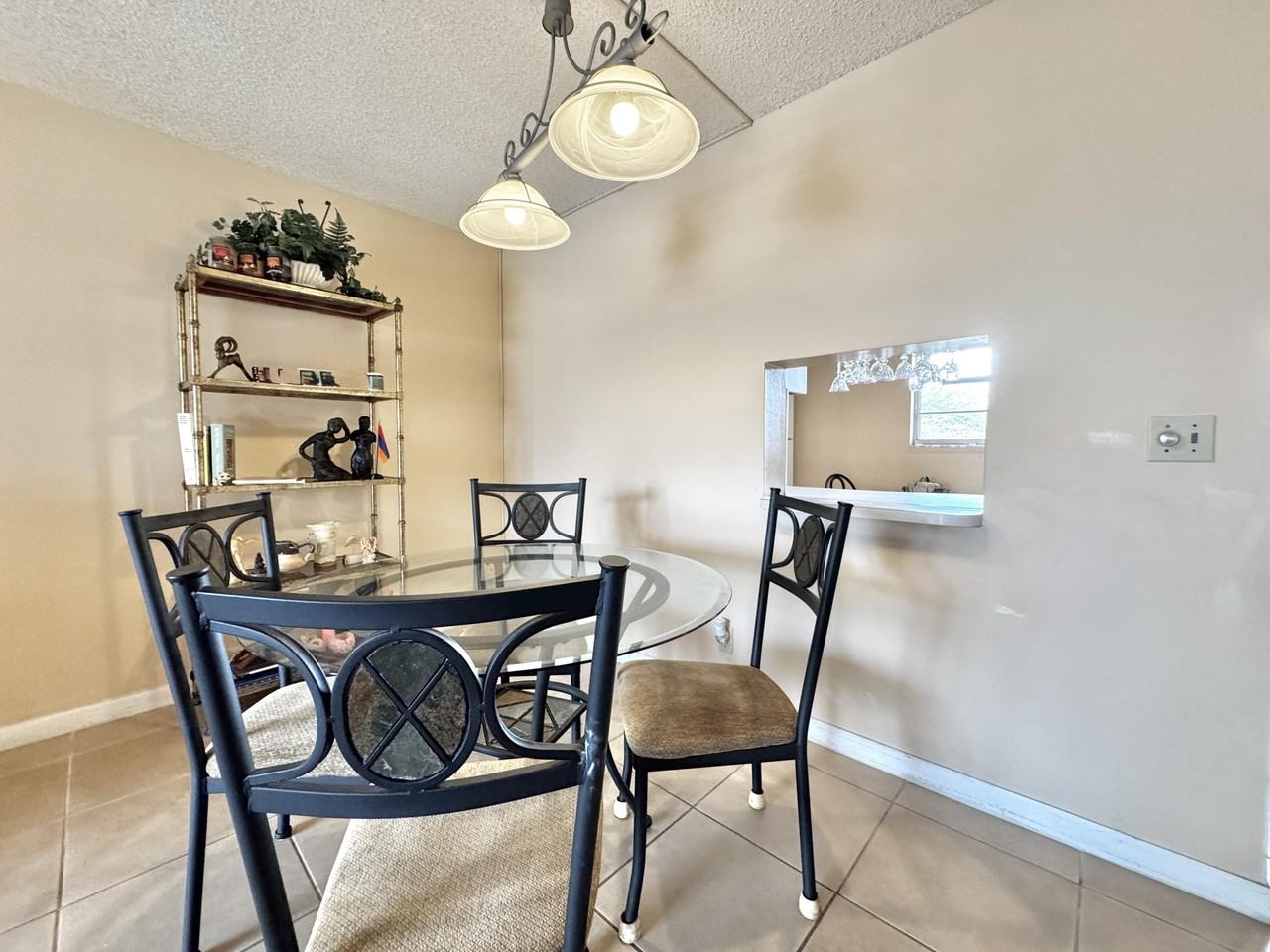 2515 Ne 2nd Ct #315 - Photo 4 of 33