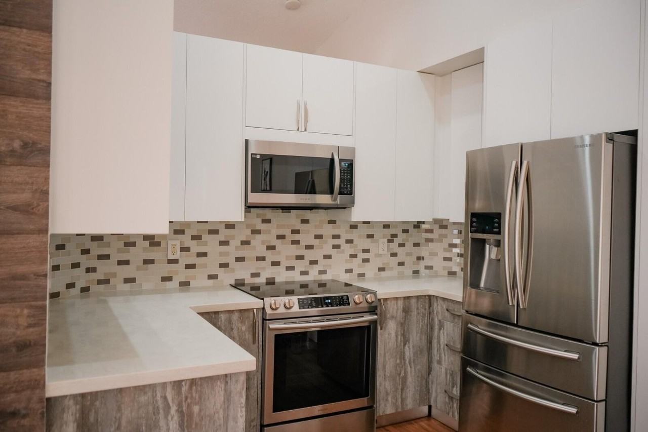 1261 Majesty Ter - Photo 7 of 22