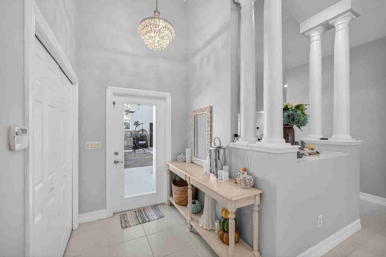 8075 Se Governors Way - Photo 5 of 35