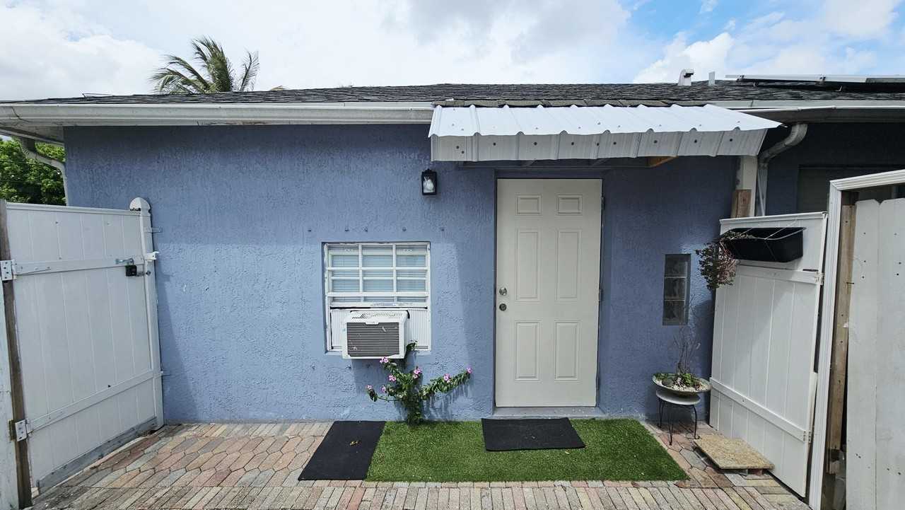 2392 Kirk Rd - Photo 2 of 14