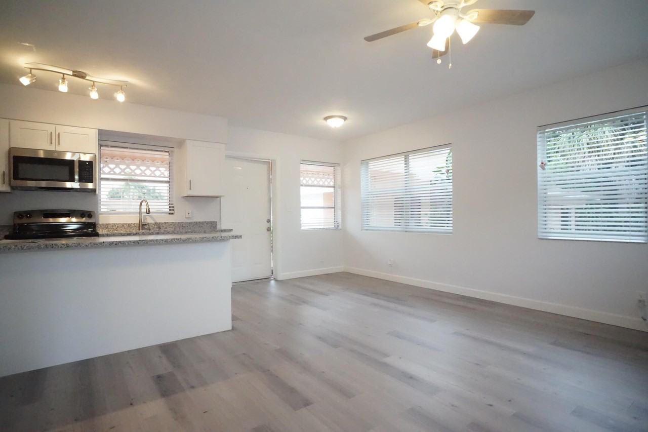 1815 Juno Rd Apt 3 - Photo 7 of 14