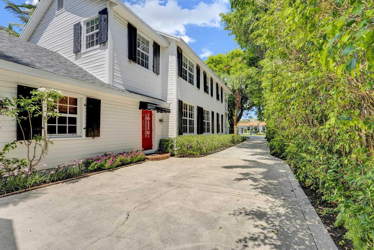 306 N Swinton Ave - Photo 6 of 50