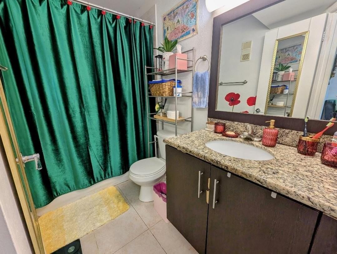 3935 Nw 87th Ave - Photo 4 of 5