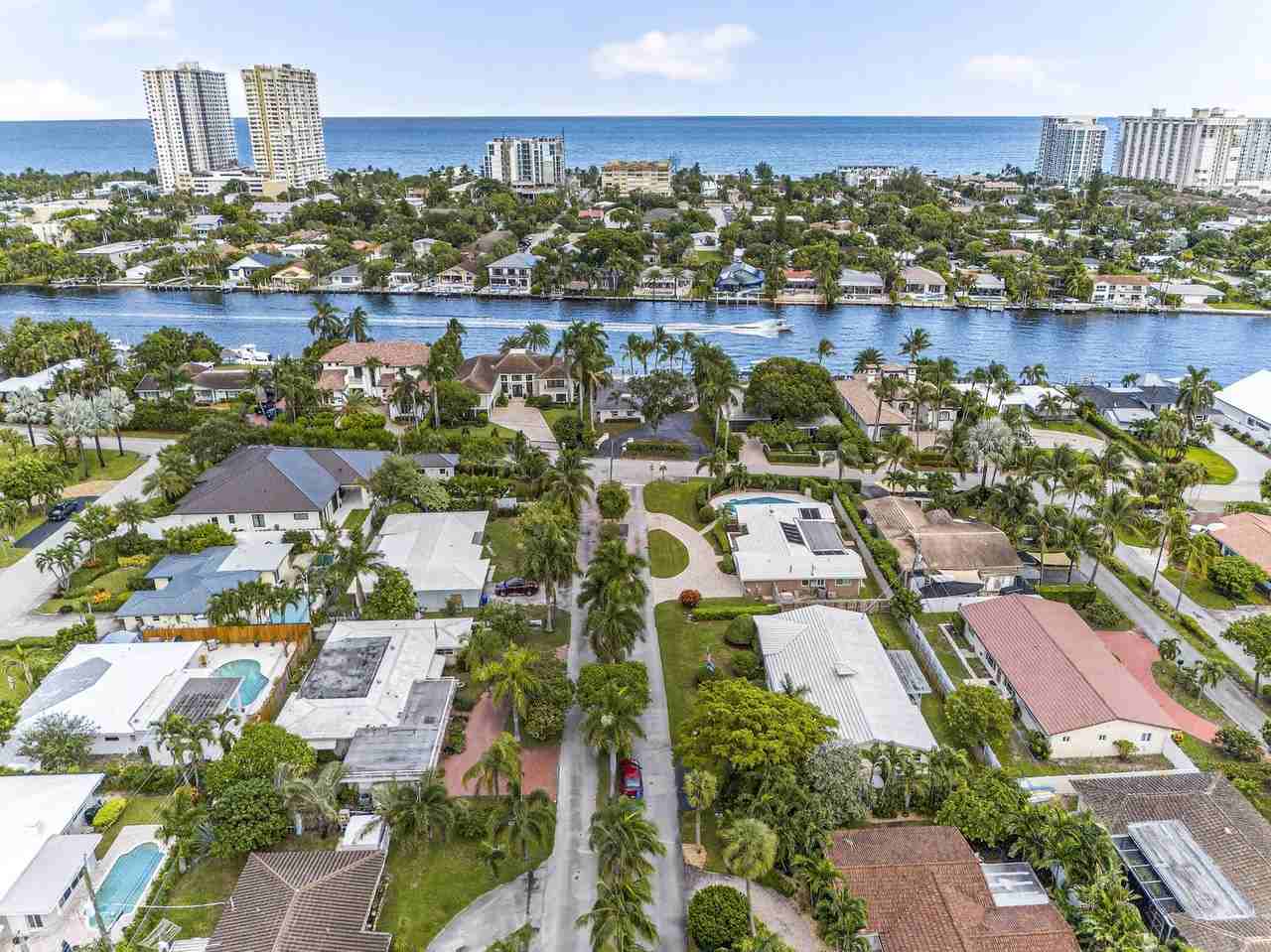 2750 Se 3rd St - Photo 7 of 50