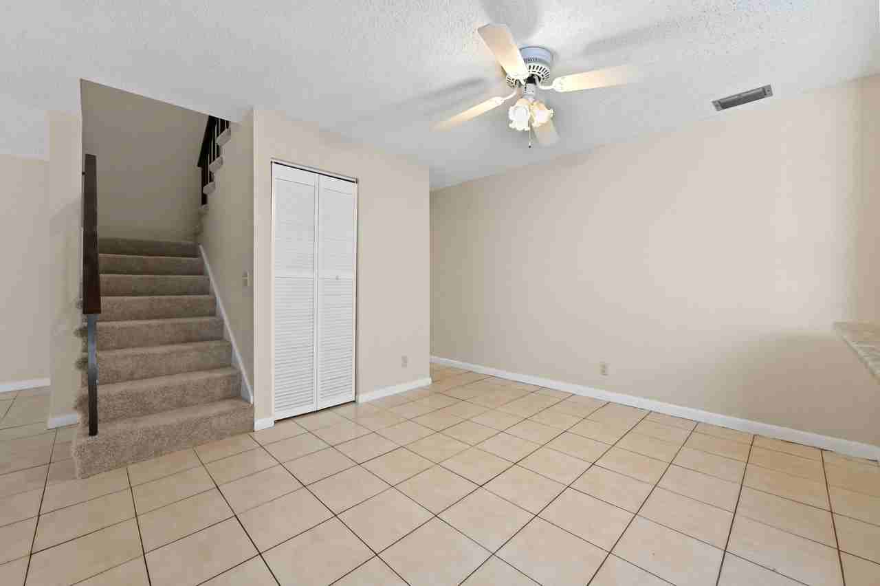 1606 Shaker Cir - Photo 7 of 23