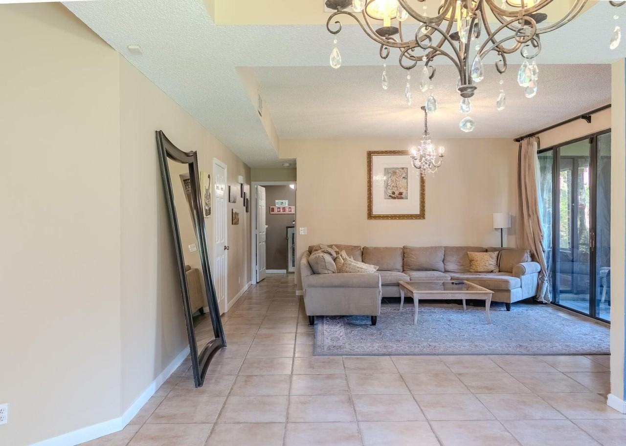 10527 Nw 10th St Unit B-130 - Photo 3 of 17