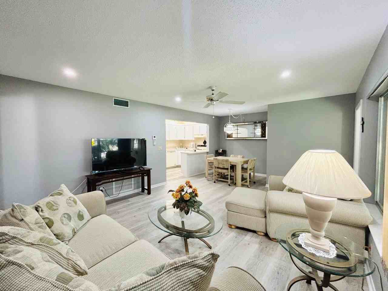 408 Pine Glen Ln #C2 - Photo 7 of 35