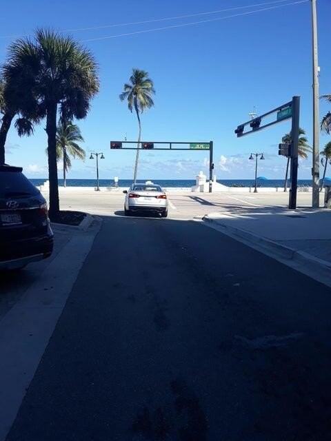 720 Bayshore Dr Apt 201 - Photo 3 of 10