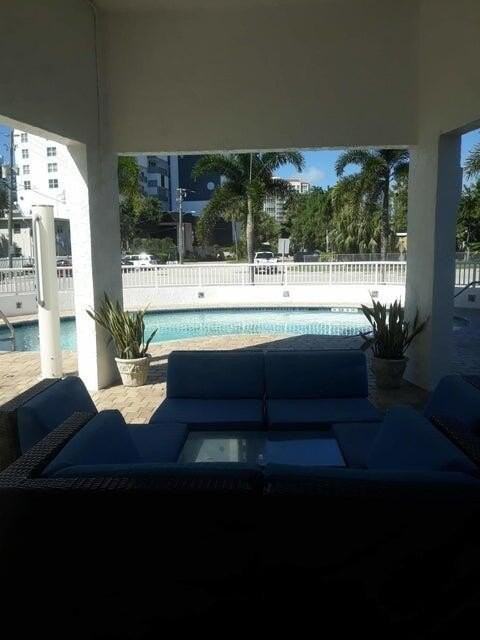 720 Bayshore Dr Apt 201 - Photo 4 of 10