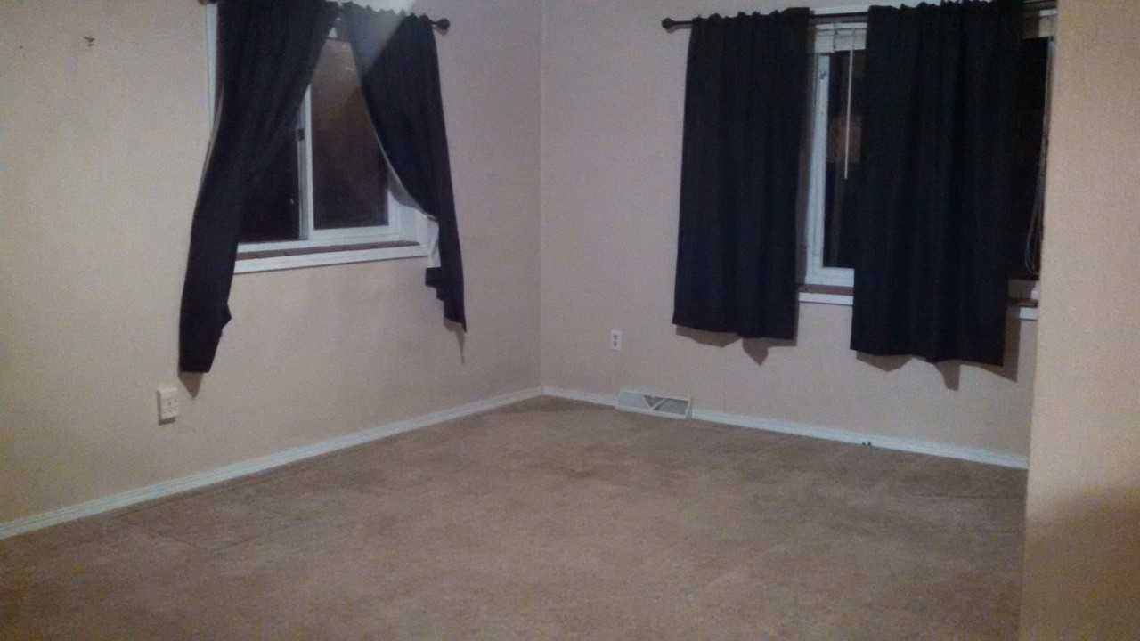 431 State St - Photo 2 of 3