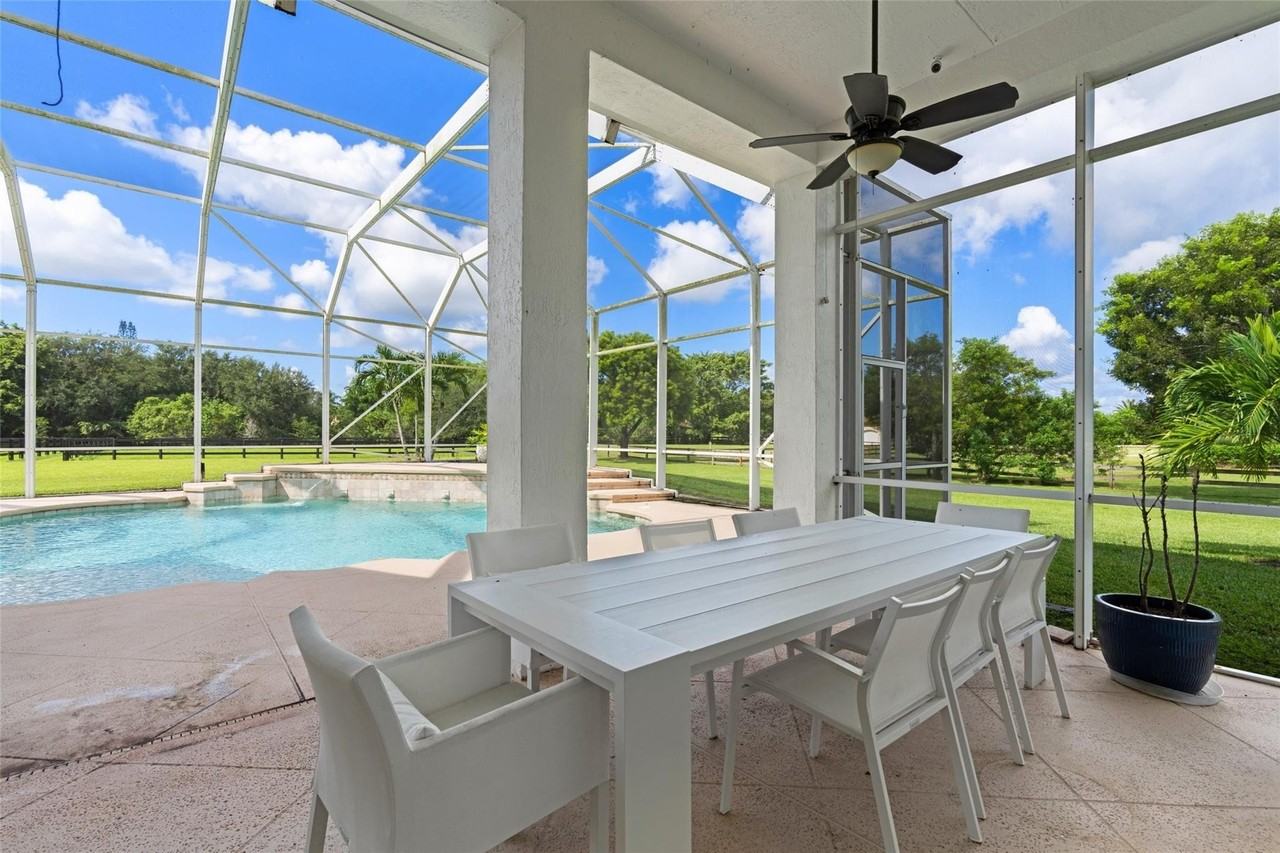 14363 Draft Horse Ln - Photo 5 of 28