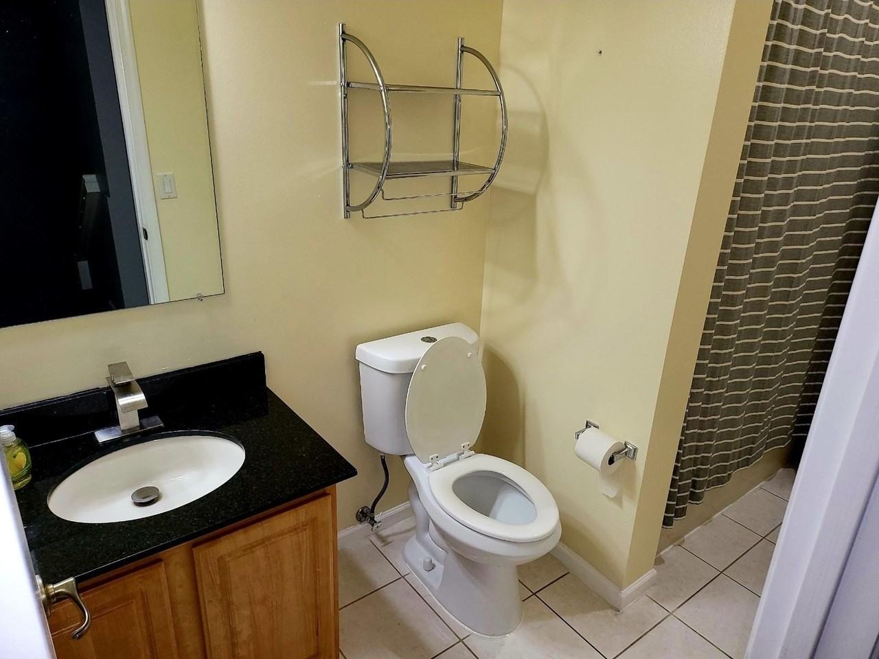 6617 Winfield Blvd Apt 4-1 - Photo 3 of 13