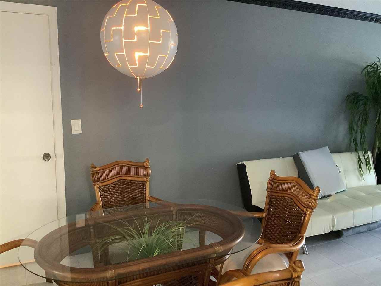 6345 Bay Club Dr Apt 1 - Photo 7 of 15