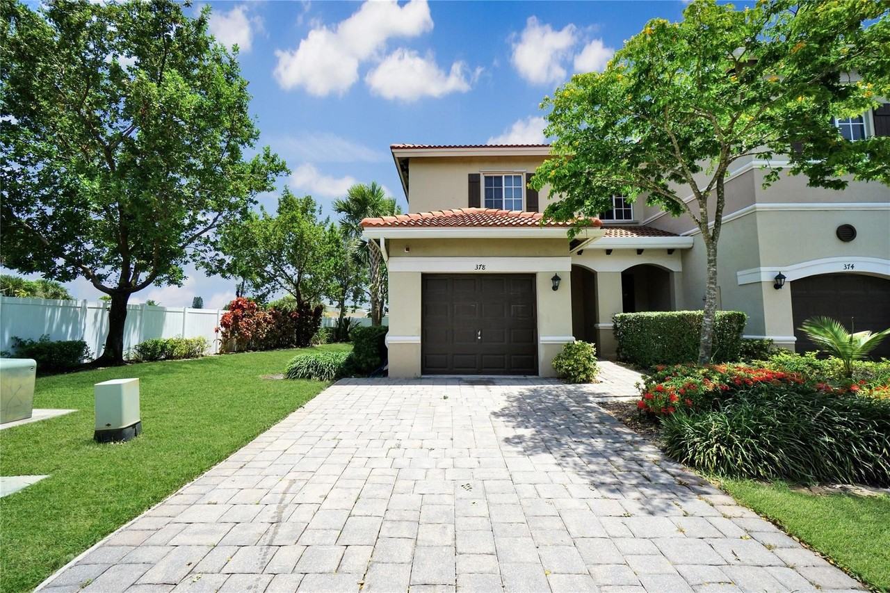 378 Ne 47th Pl Unit 378