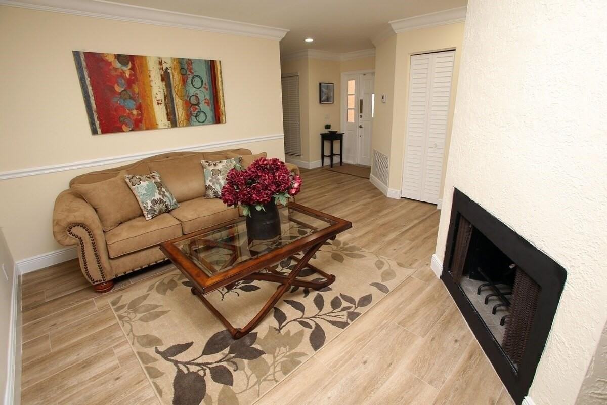 67 Balfour Rd E - Photo 3 of 8