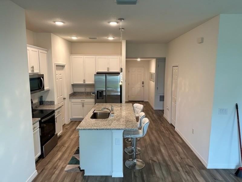 1099 Dania Cir Ne - Photo 3 of 17