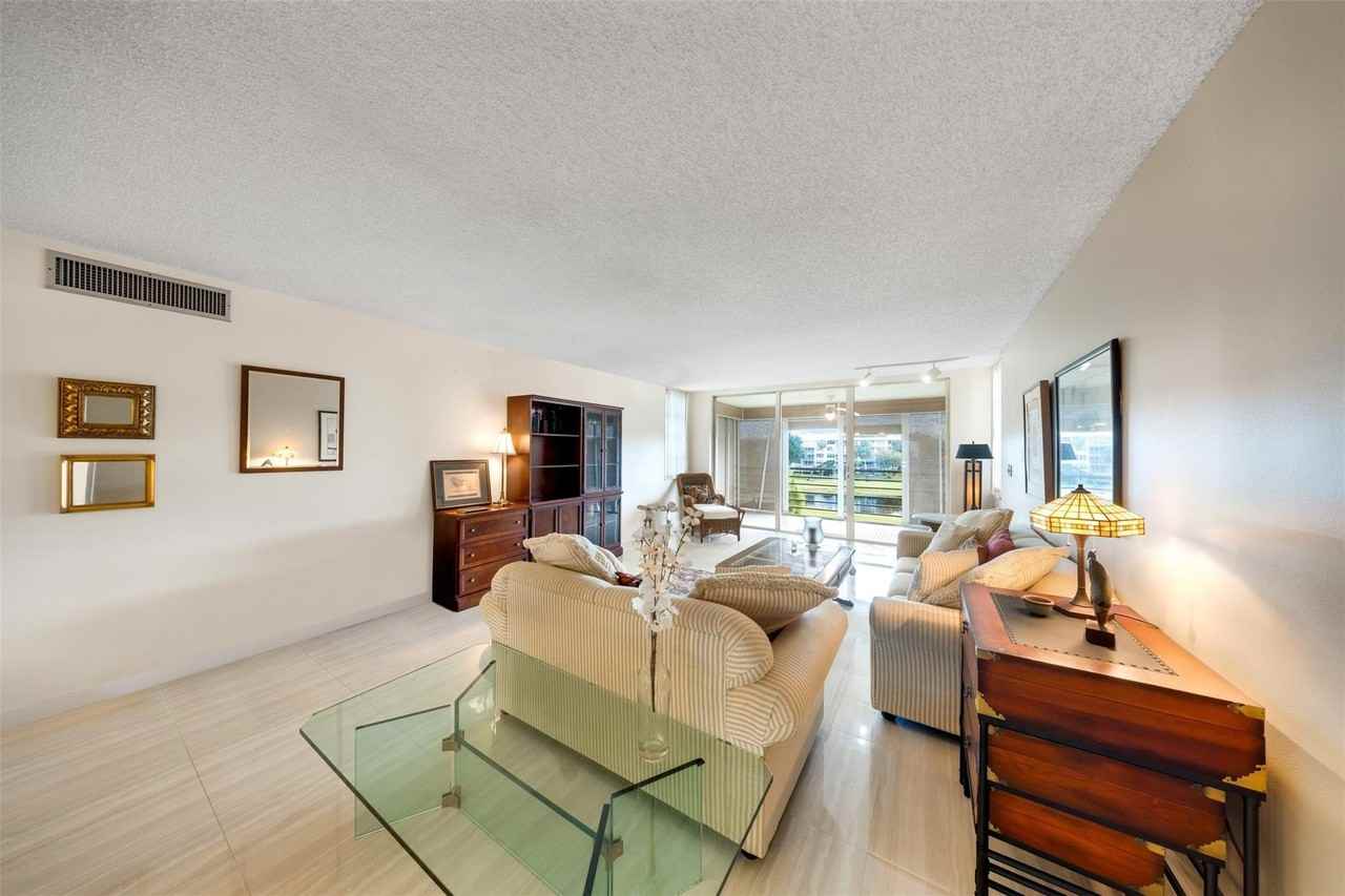 800 Cypress Grove Dr Apt 402 - Photo 5 of 36