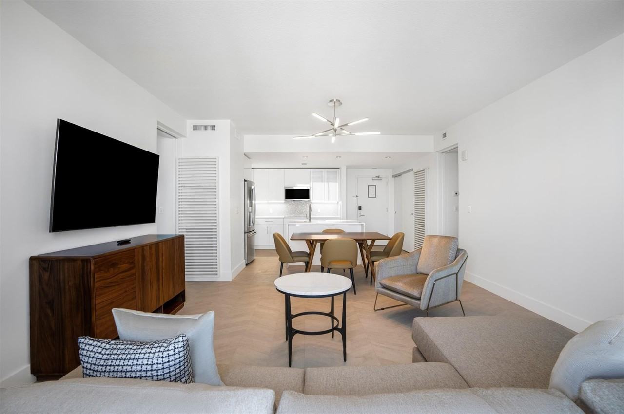 3101 Bayshore Dr Unit 2306 - Photo 4 of 22