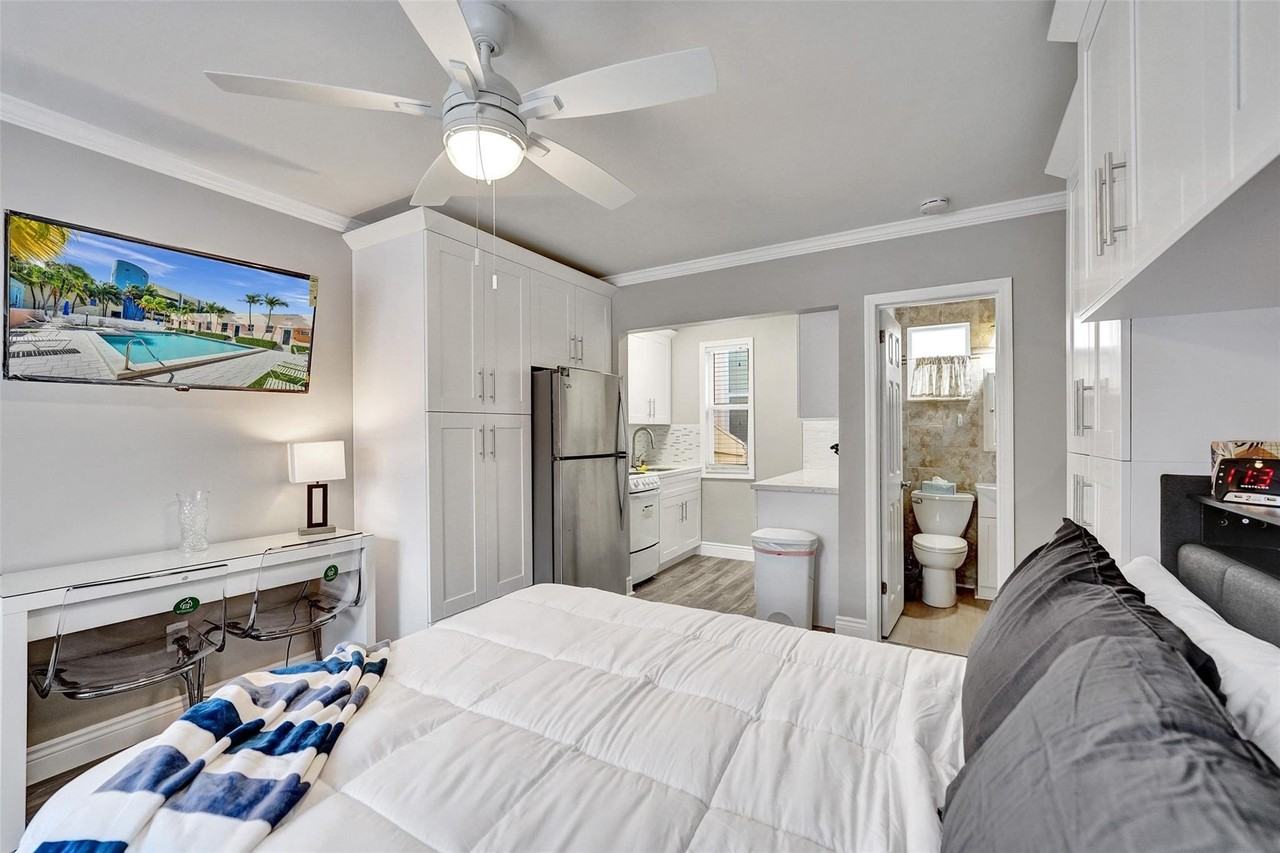 329 Connecticut St #107 - Photo 6 of 22
