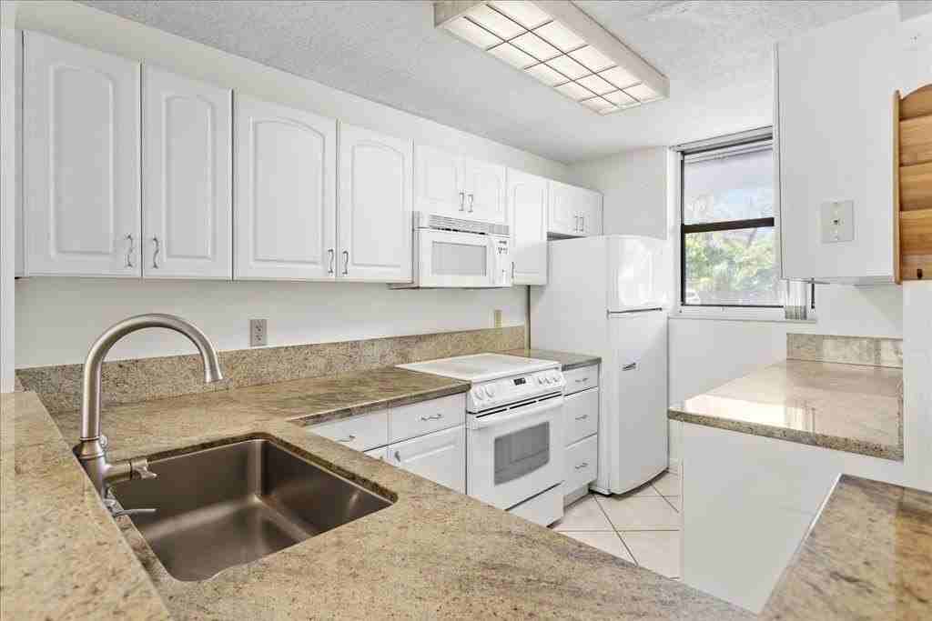 3545 S Ocean Blvd #107 - Photo 4 of 13
