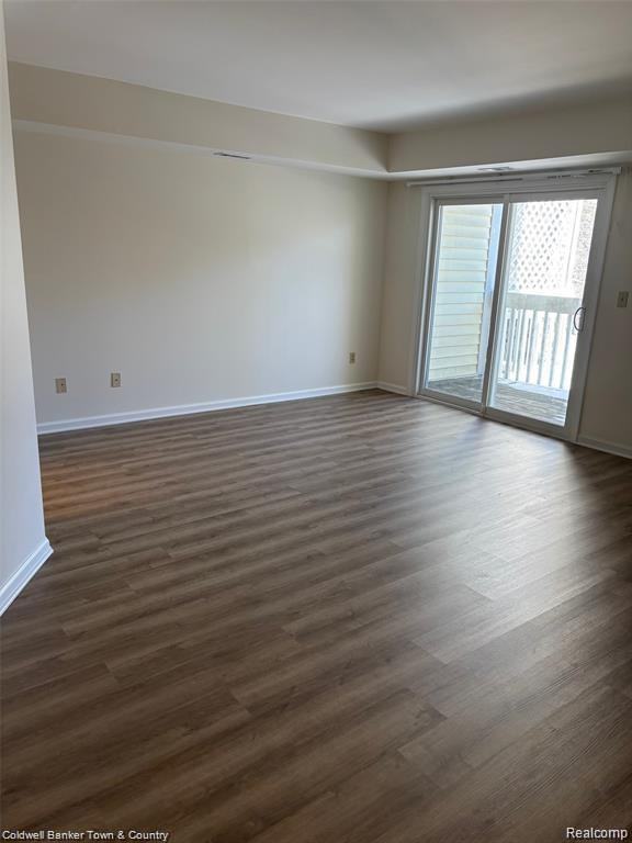 2225 S Huron Pkwy - Photo 5 of 21