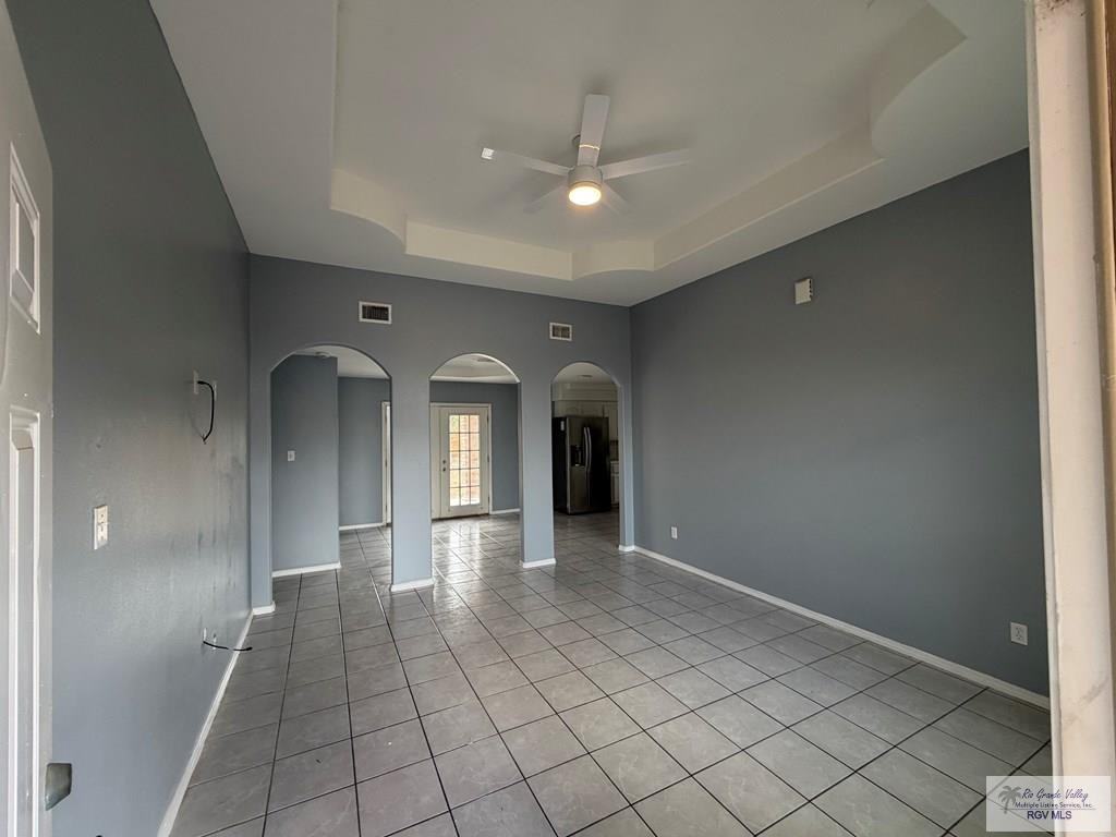 692 Rey Jaime St - Photo 2 of 17