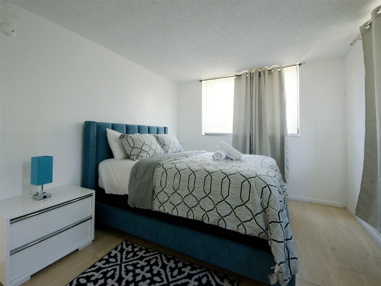 1920 N Congress Ave #105 - Photo 7 of 19