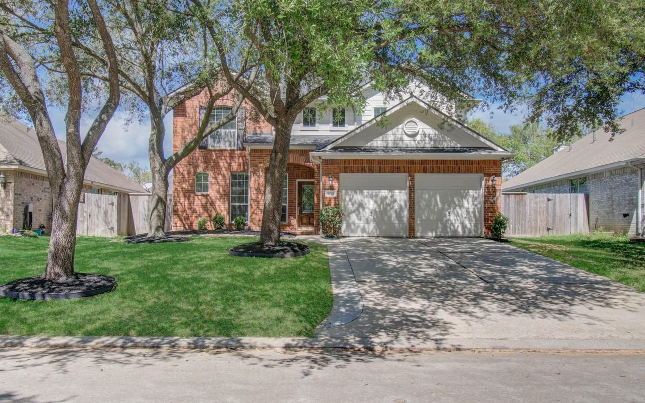 6814 Summer Bridge Ln - Photo 2 of 42