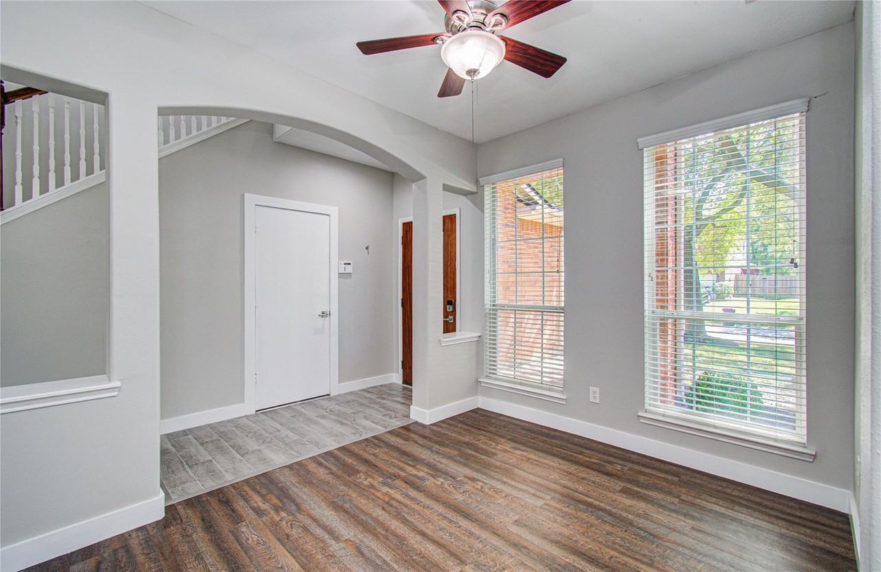 6814 Summer Bridge Ln - Photo 7 of 42