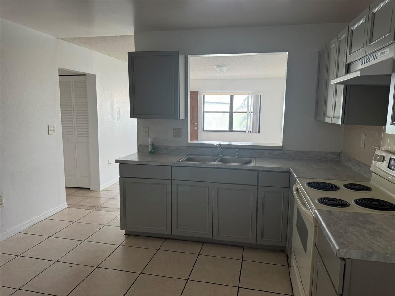 638 Royalty Ct - Photo 6 of 15