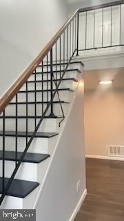 150 Chelsea Cir - Photo 3 of 24