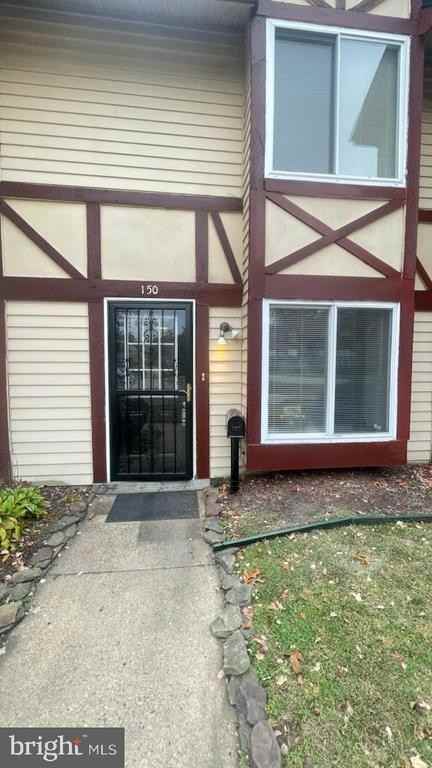 150 Chelsea Cir - Photo 4 of 24