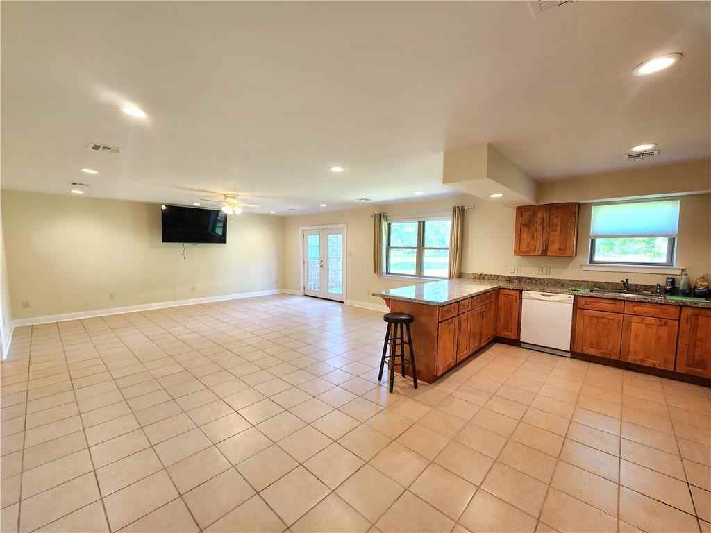 12801 Patterson Rd - Photo 3 of 19