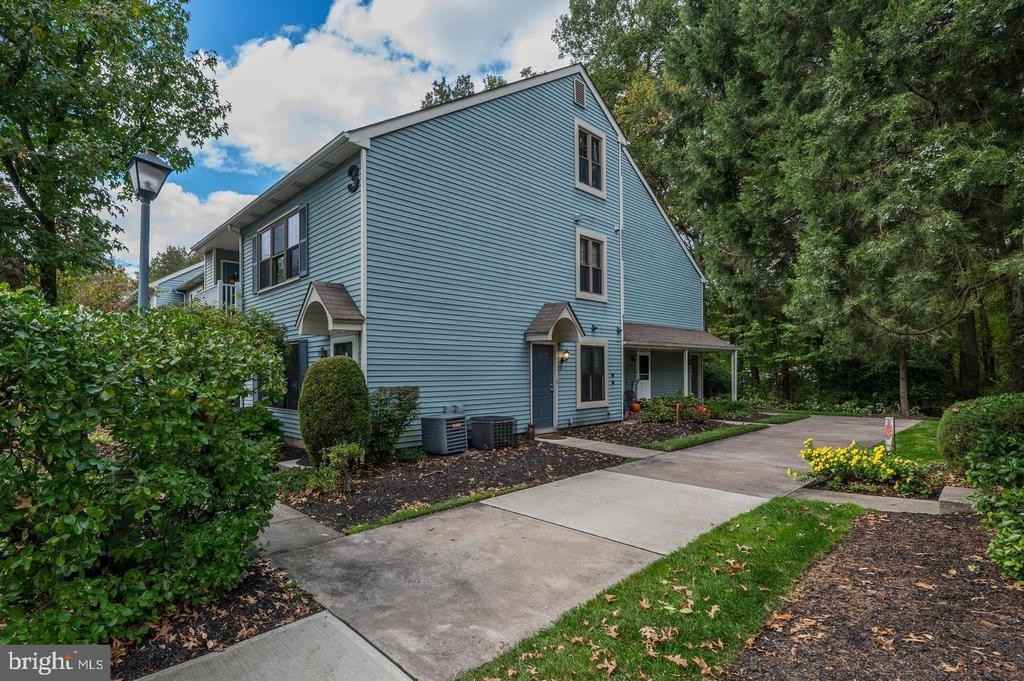 121 Arden Ct ##A - Photo 2 of 19