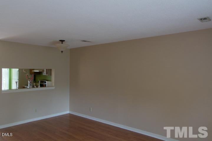 190 Saint Andrews Ln - Photo 3 of 7