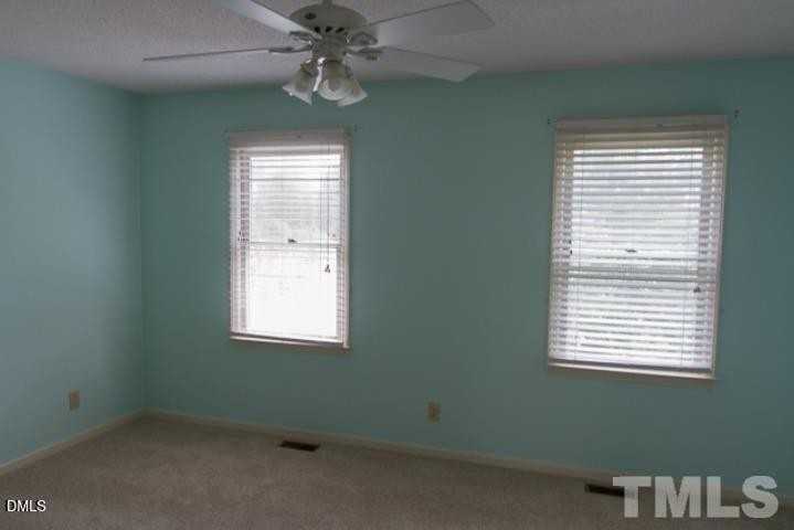 190 Saint Andrews Ln - Photo 5 of 7
