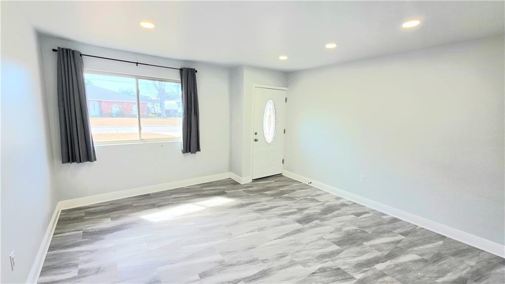 117 Beta St ##B - Photo 4 of 14