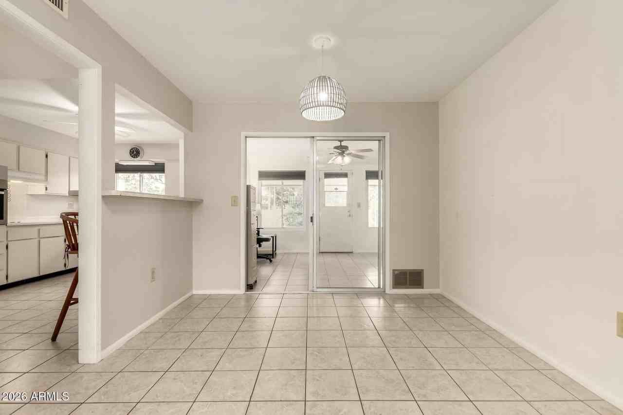 10431 W Tumblewood Dr - Photo 7 of 30