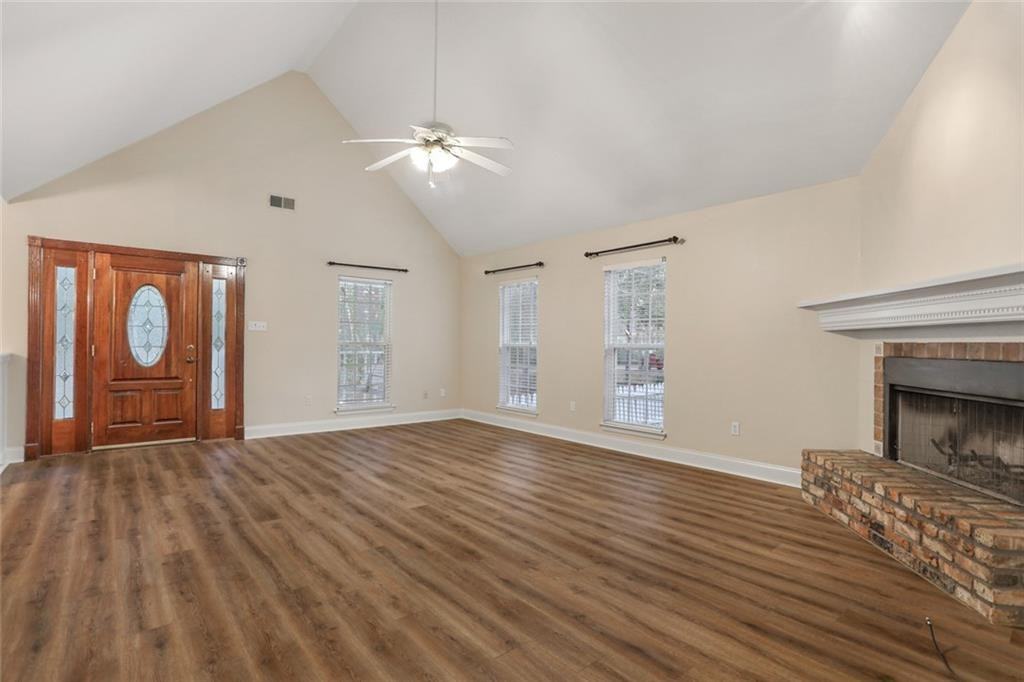 71130 Sanders St - Photo 5 of 16