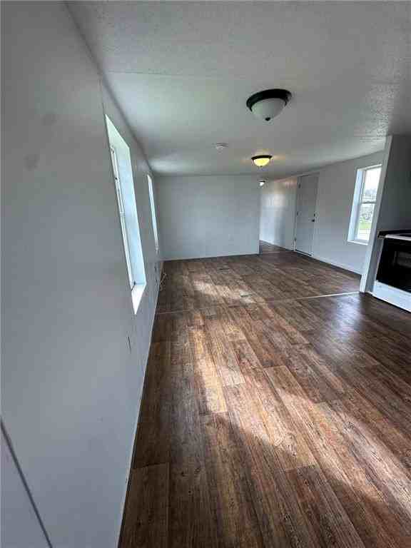 187 Wildwood Dr - Photo 5 of 9