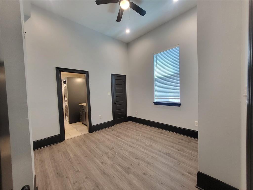 2109 1st St - Photo 6 of 10