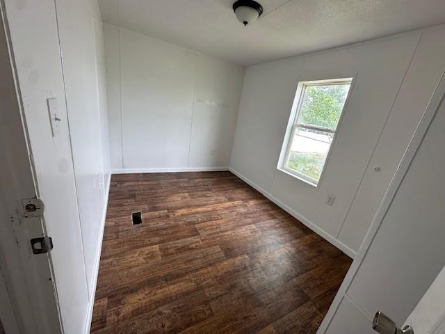 136 Orange St - Photo 7 of 12