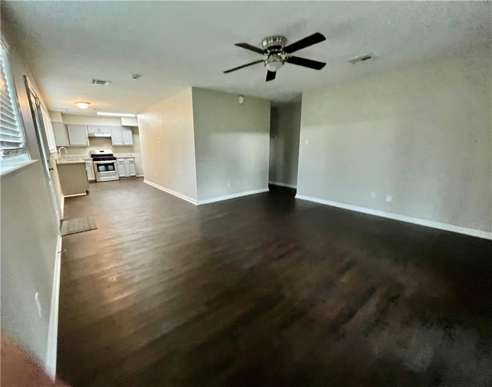 104 Yorke St Street - Photo 3 of 17