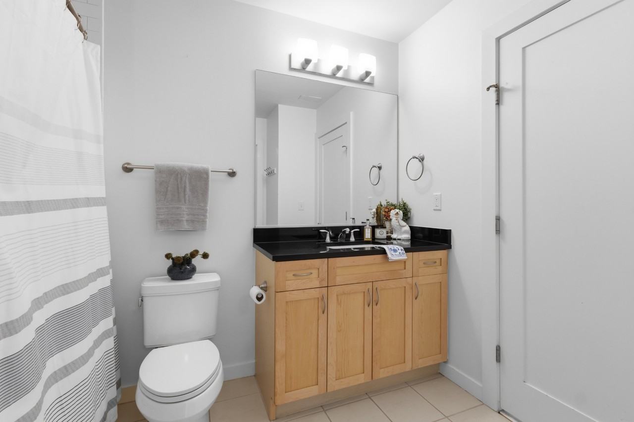 900 20th Ave S - Photo 5 of 23