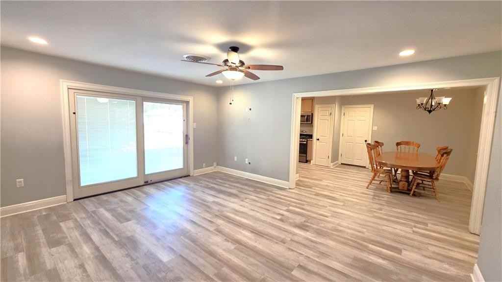 134 Hunt St - Photo 2 of 17