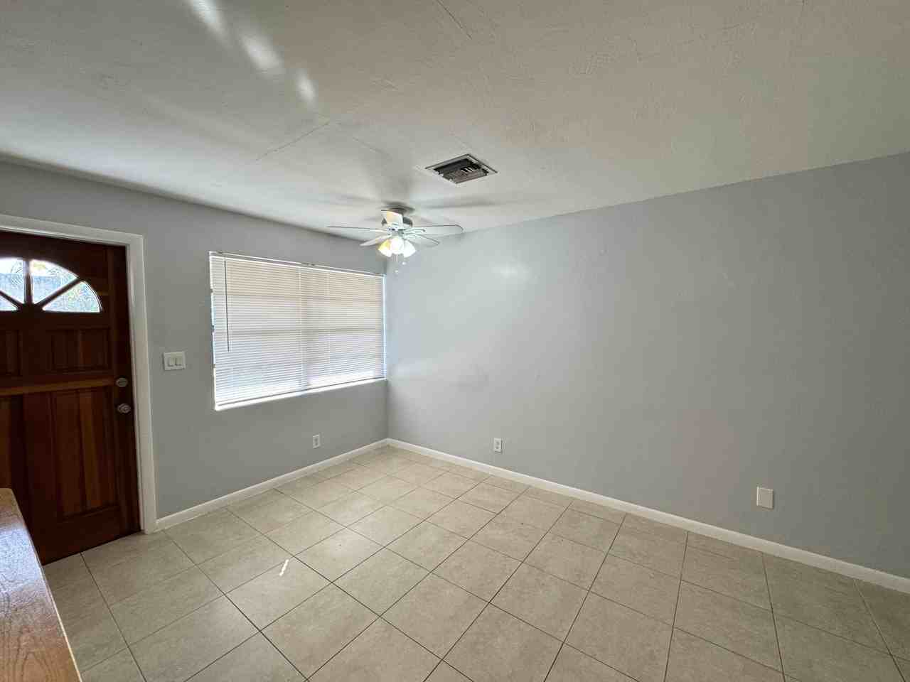 8761 40th Ter N Apt 1 - Photo 4 of 17