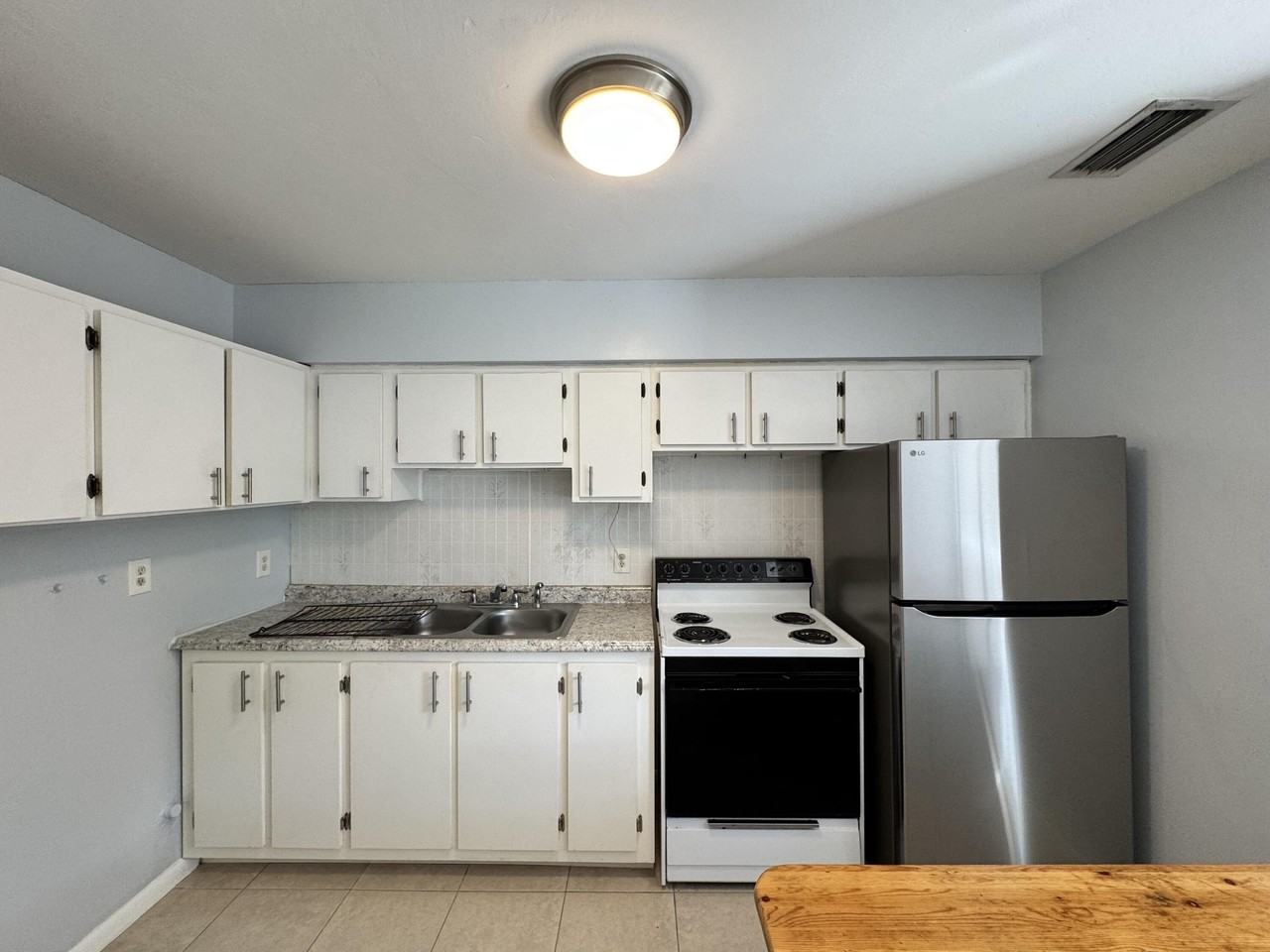 8761 40th Ter N Apt 1 - Photo 6 of 17